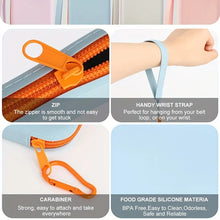 Load image into Gallery viewer, 1pc Silicone Dog Treat Bag Pet Snack Bag Travel Portable Training Pet Walking Bag  pet accessories