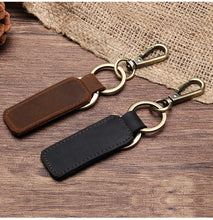 Carica l&#39;immagine nel visualizzatore di Gallery, New Fashion Genuine Leather Women Small Gift Retro Handmade Purse Keychain Car Key Ring Holder Wallet Arts and Crafts for Men