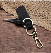 Carregar imagem no visualizador da galeria, New Fashion Genuine Leather Women Small Gift Retro Handmade Purse Keychain Car Key Ring Holder Wallet Arts and Crafts for Men