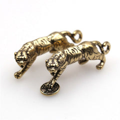 B 1x Retro Brass Punk Tiger Pendant Necklace Key Ring Pendant Creative Gifts leather bag wallet chain diy decoration 51mm (2")