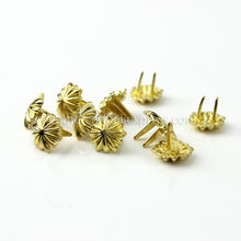 Afbeelding in Gallery-weergave laden, B  10Pcs High Quality Solid brass chrysanthemum prong conchos staples for leather bracelet belt decor Bag Strap Snap Hook 11mm/13mm