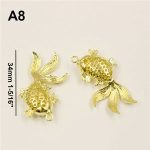 A 1pcs Brass Keyring Various Styles Cute Charms Pendants Jewelry Hardware DIY Leather Crafts for Gifts Toy High Quality