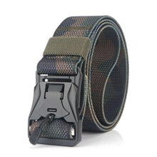 Afbeelding in Gallery-weergave laden, Metal Magnetic Buckle Tactical Belt Multifunctional Outdoor Training Belt Quick Release Trouser Belt Nylon Camouflage Belt